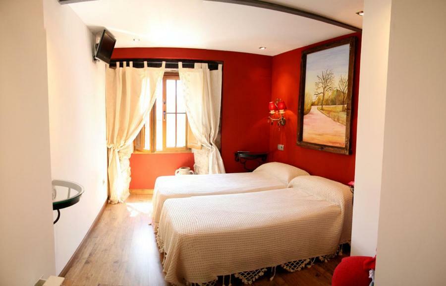 Posada Restaurante Casa Juanchu Adino ภายนอก รูปภาพ