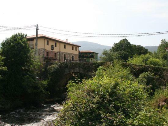 Posada Restaurante Casa Juanchu Adino ภายนอก รูปภาพ